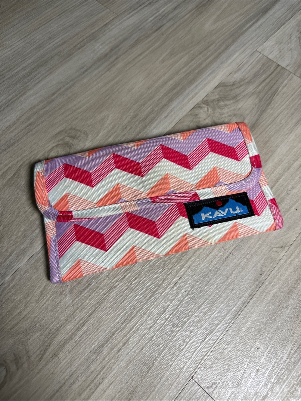 Kavu Chevron Wallet